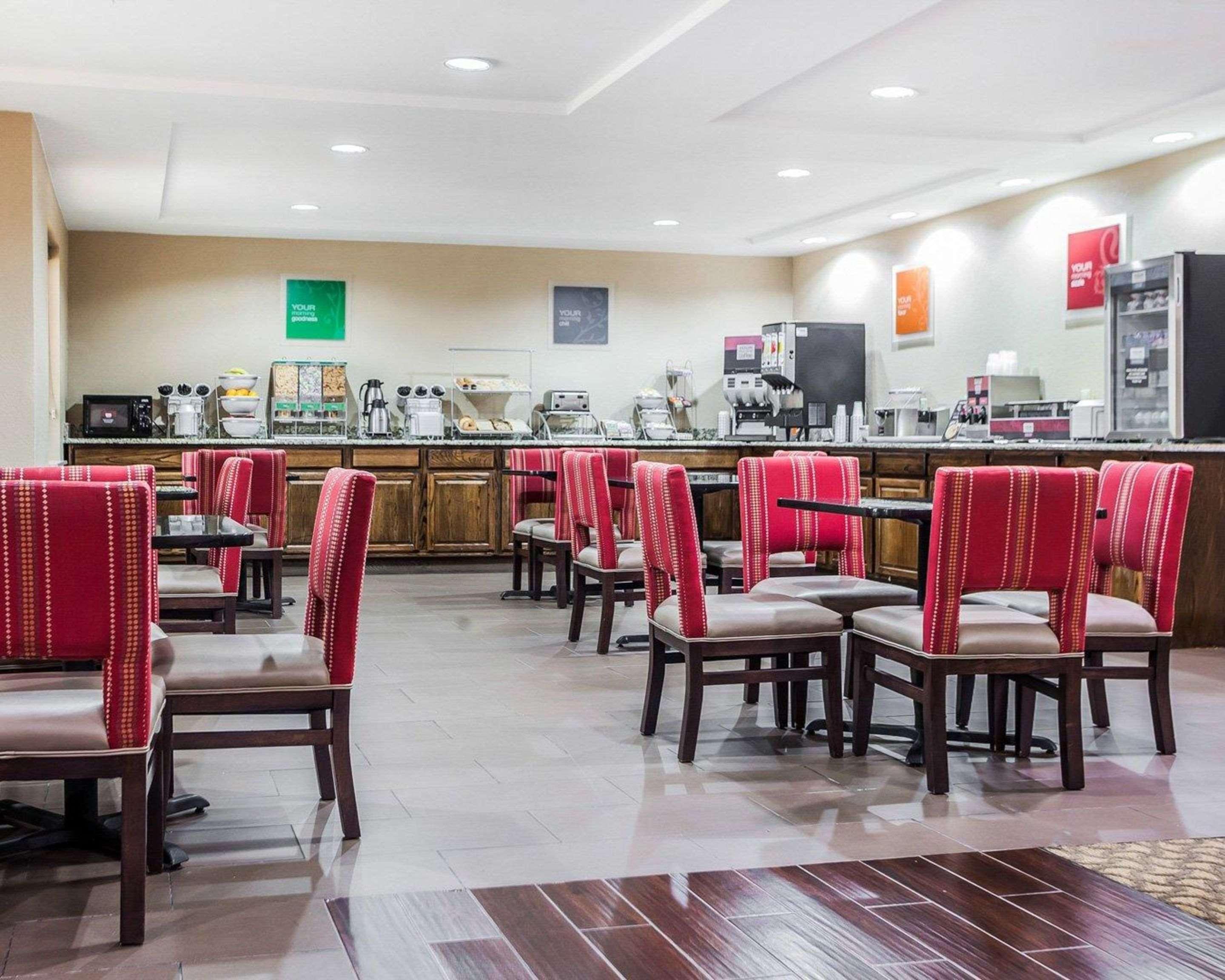 莫伯利凯富套房酒店 Moberly 外观 照片